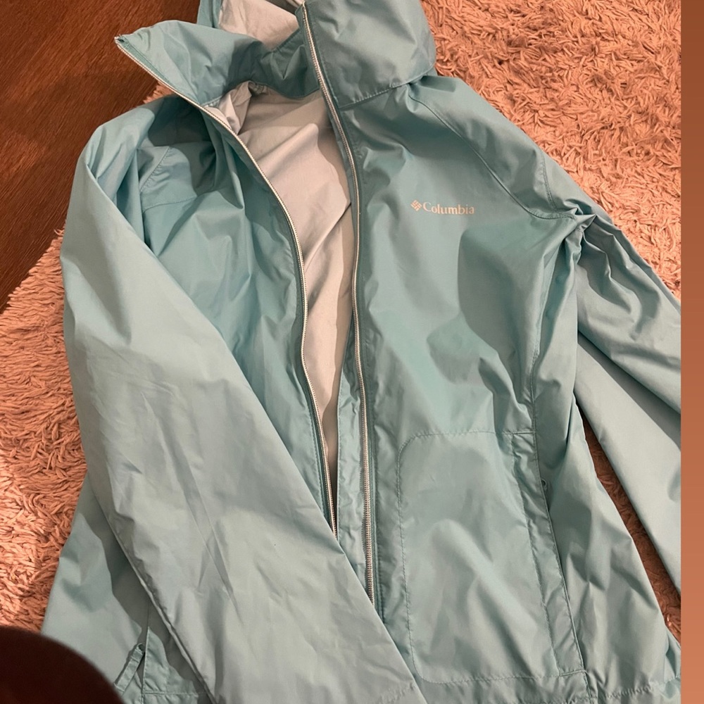 Light rain jacket